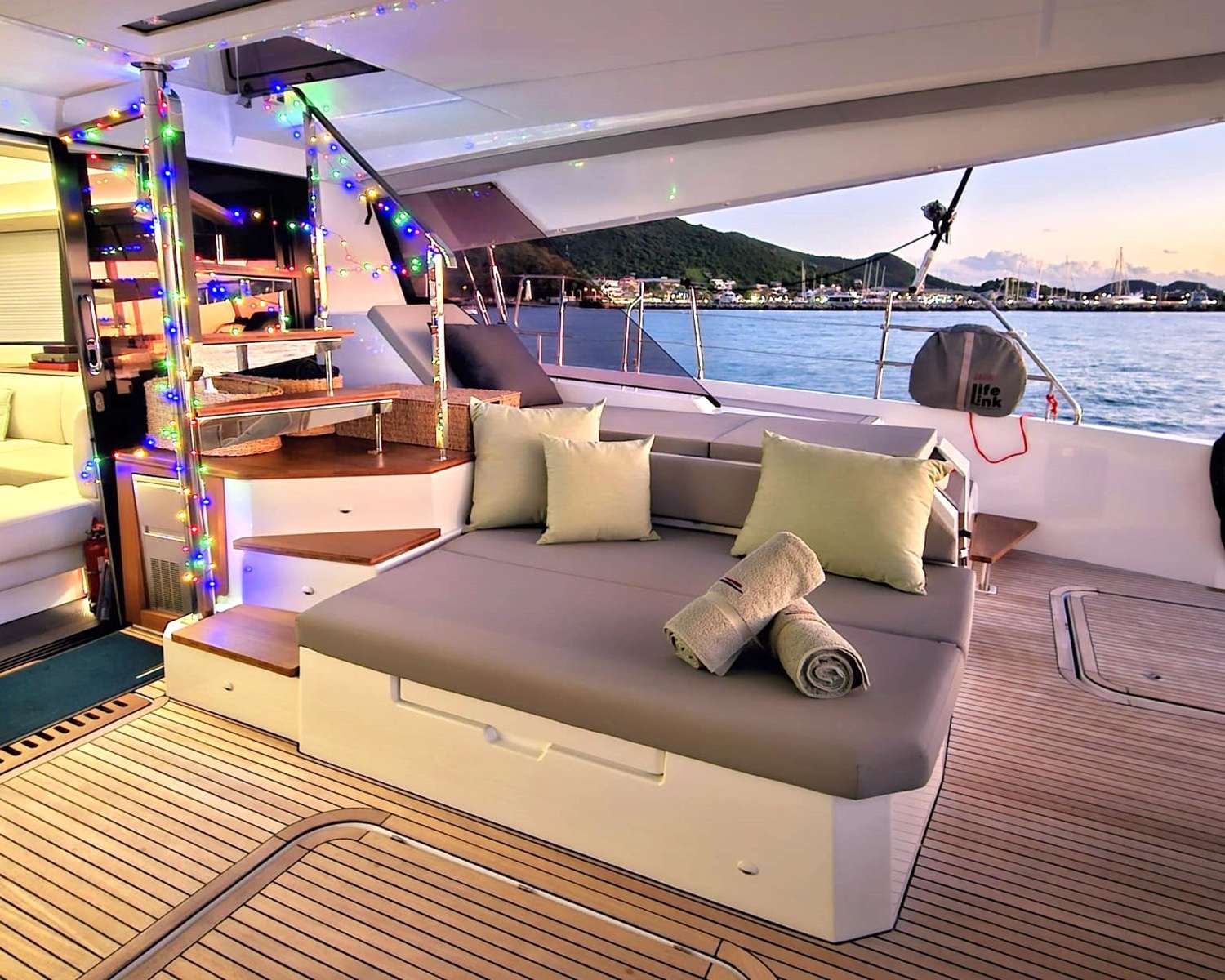 yacht-598752