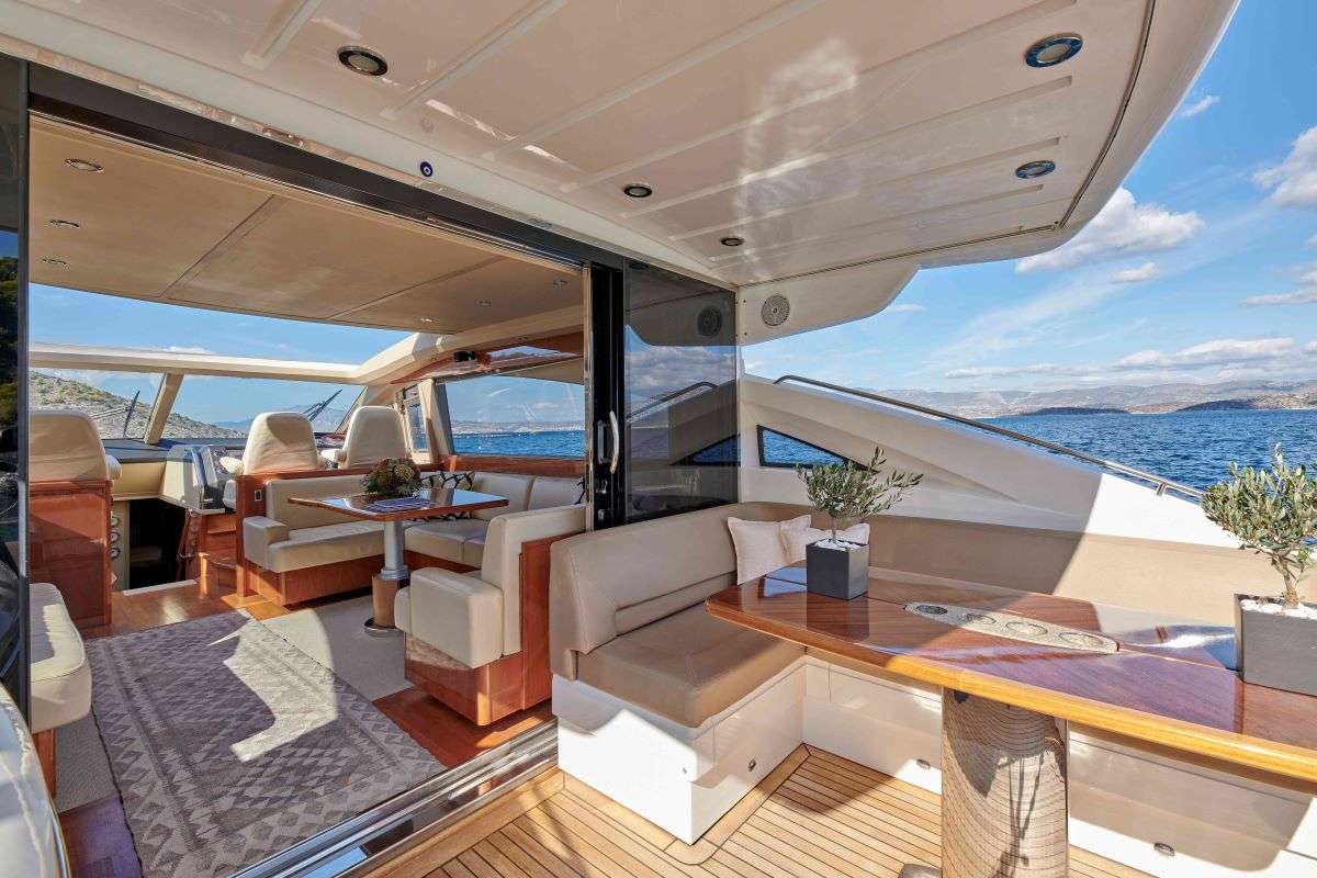 yacht-579508