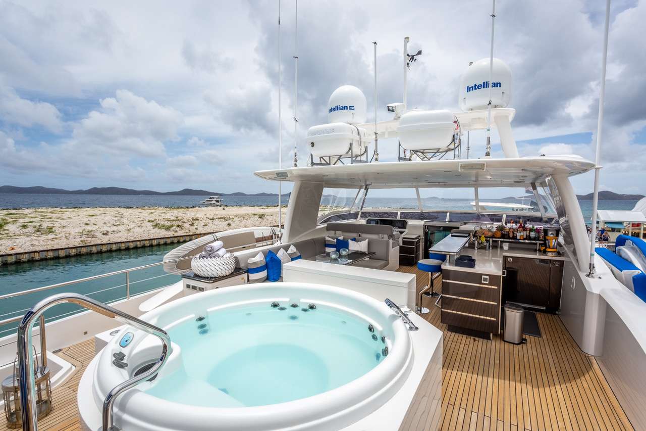 yacht-566717