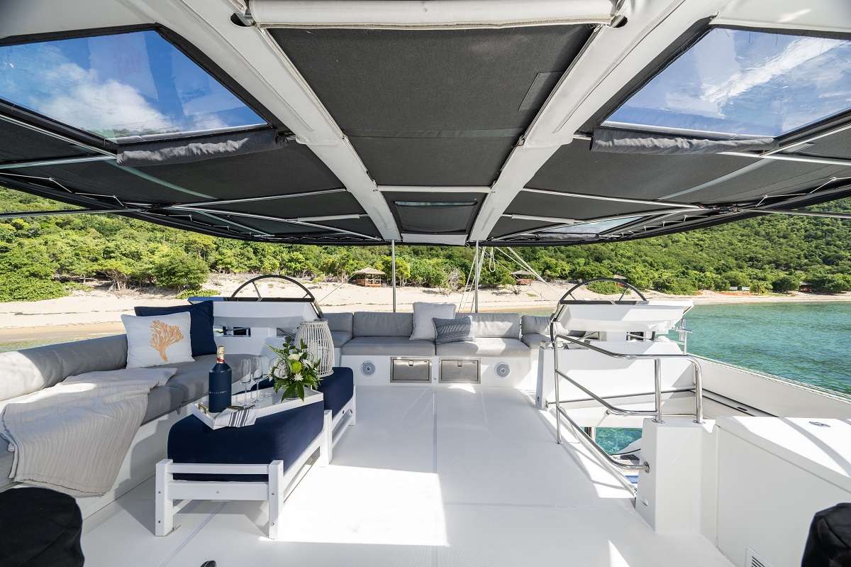 yacht-567547