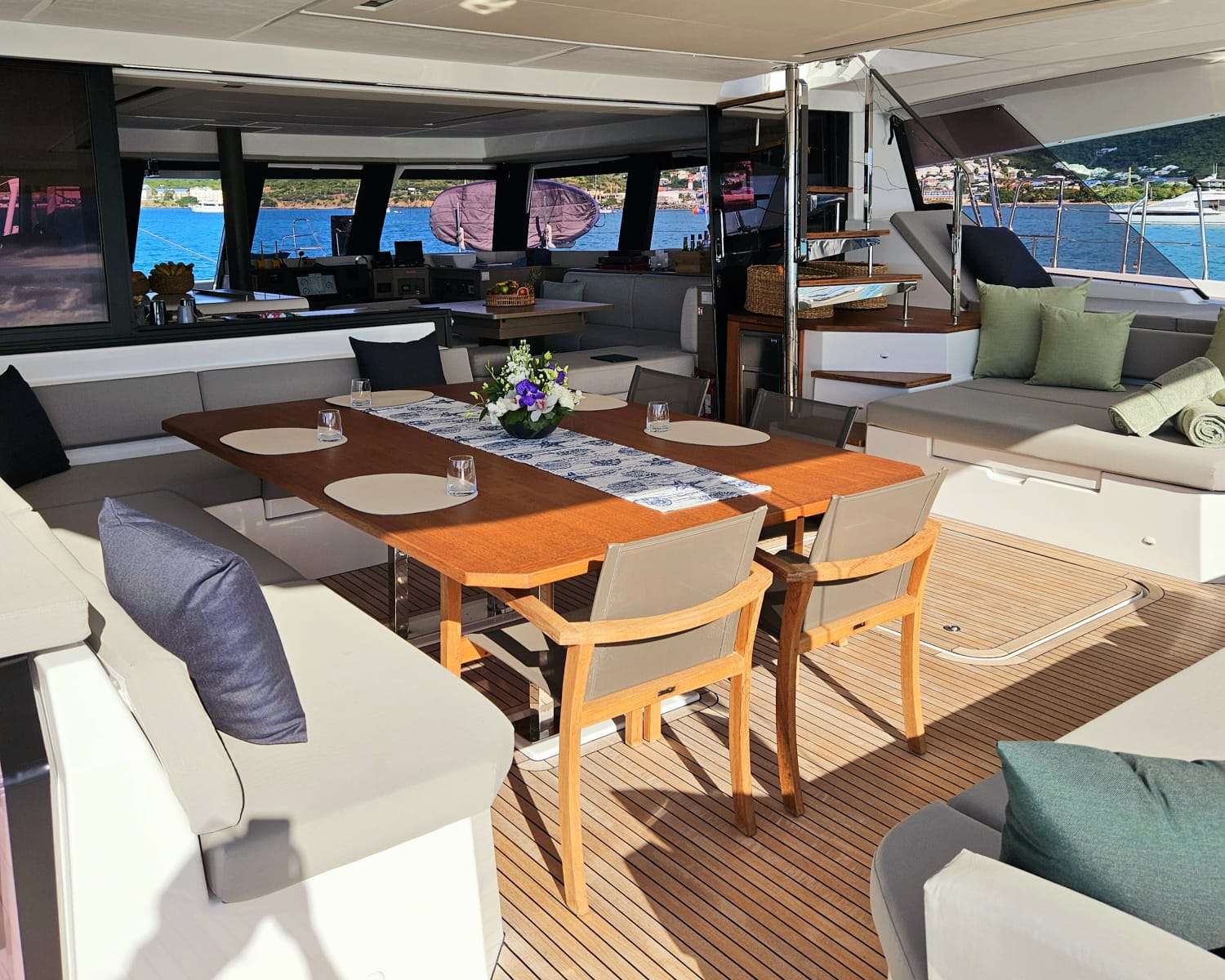 yacht-598753