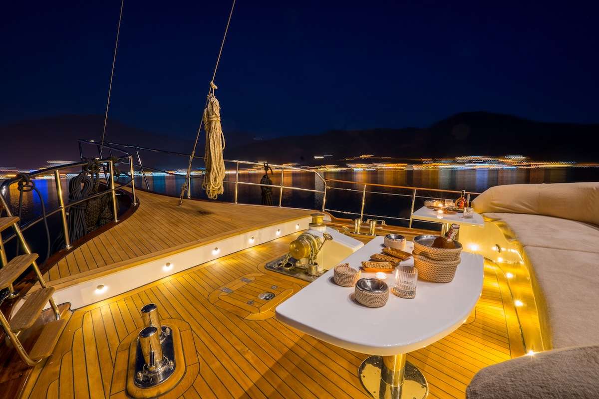 yacht-595248