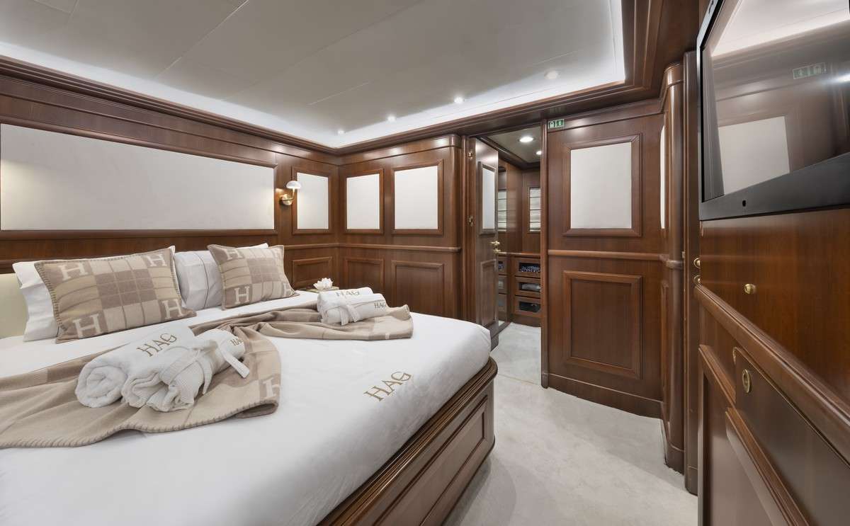 yacht-550749