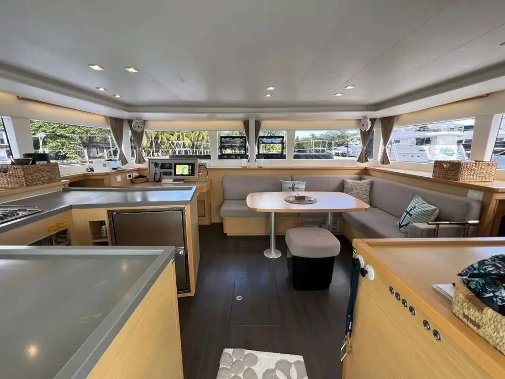 yacht-540249
