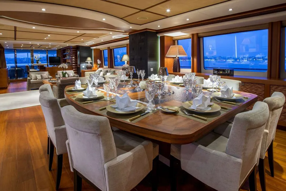 yacht-75810