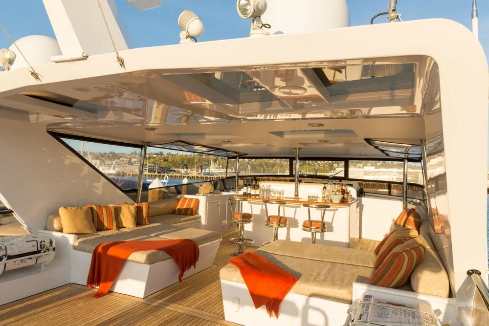yacht-7737