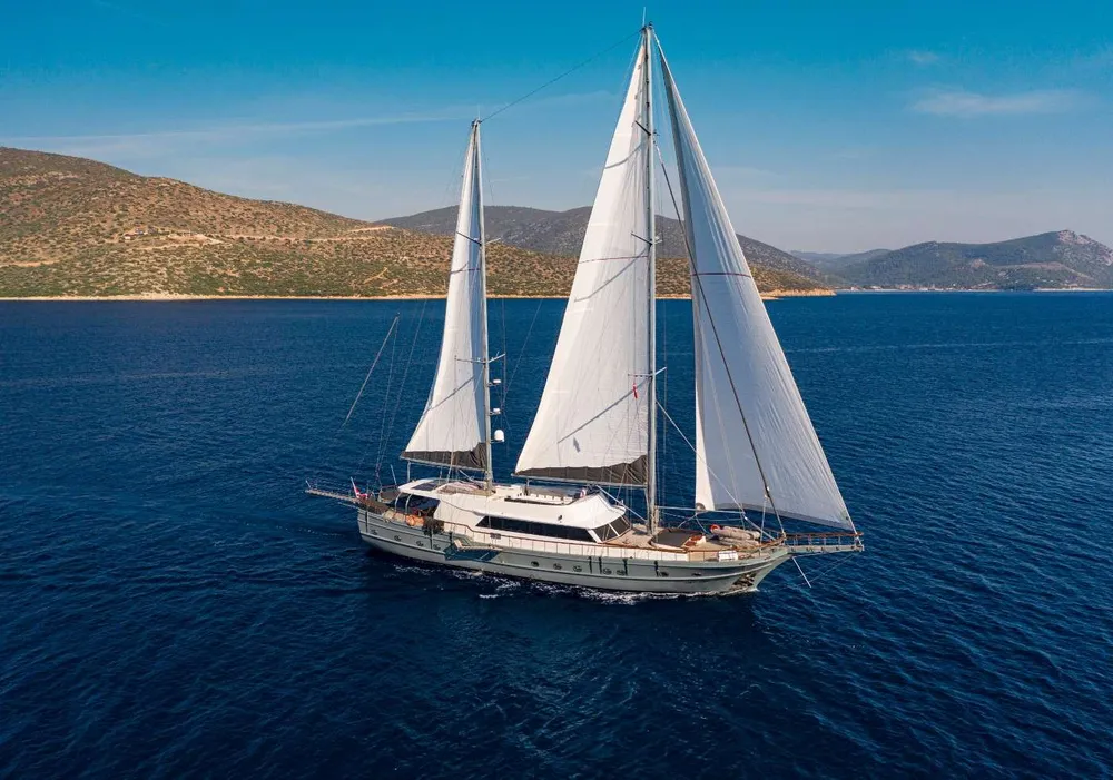 yacht-79131