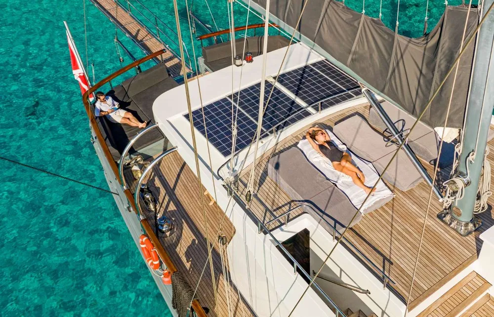 yacht-10558