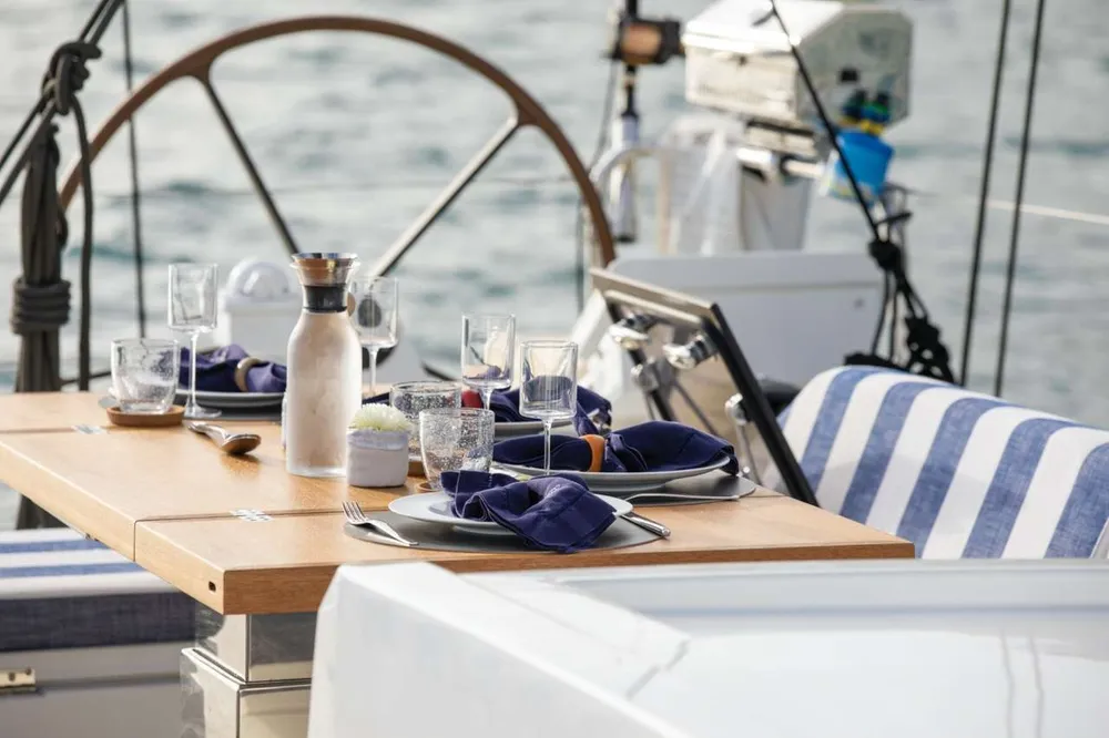 yacht-346220