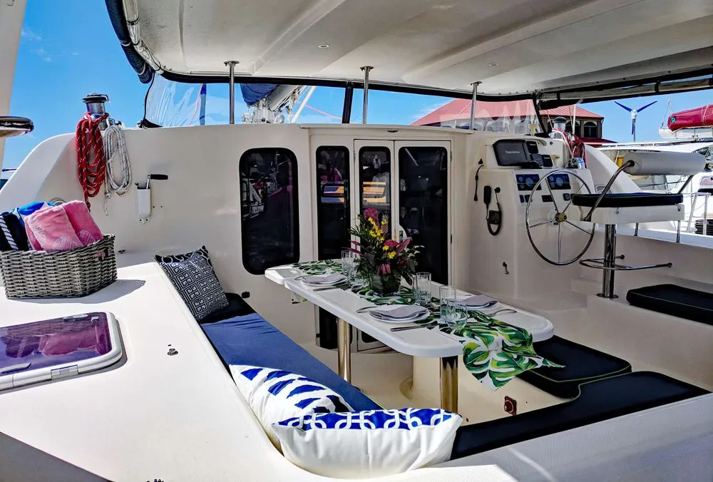 yacht-85911