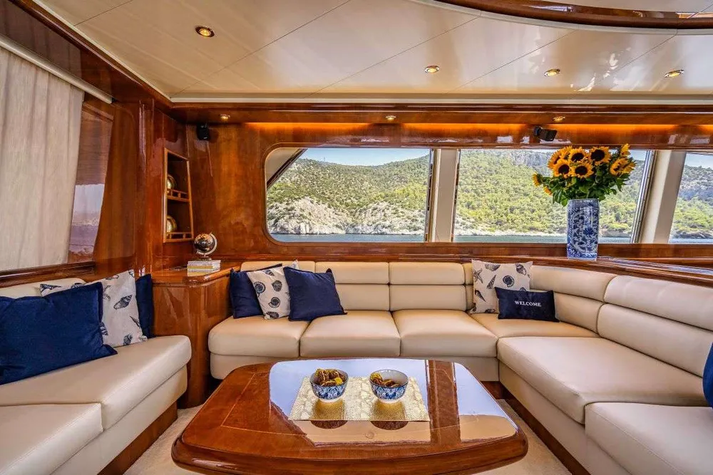 yacht-95321
