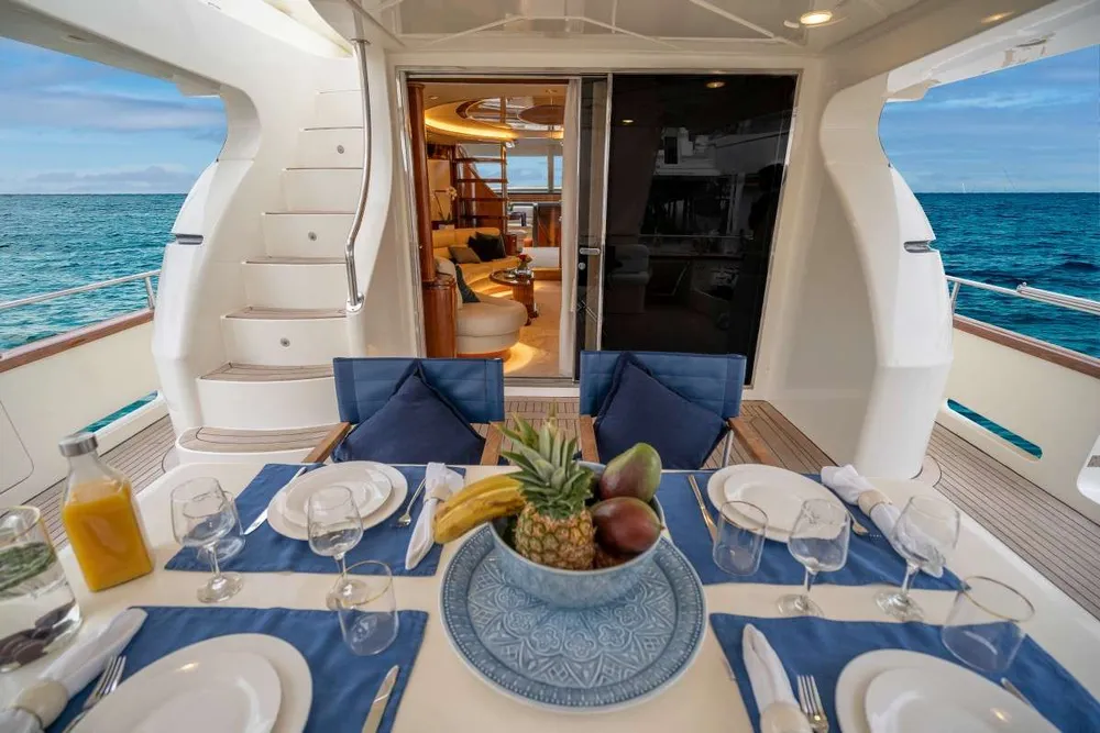 yacht-95491