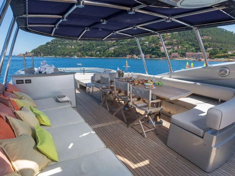yacht-163376