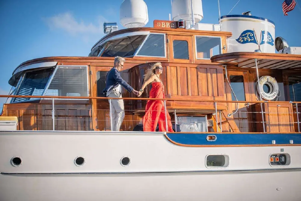 yacht-97945