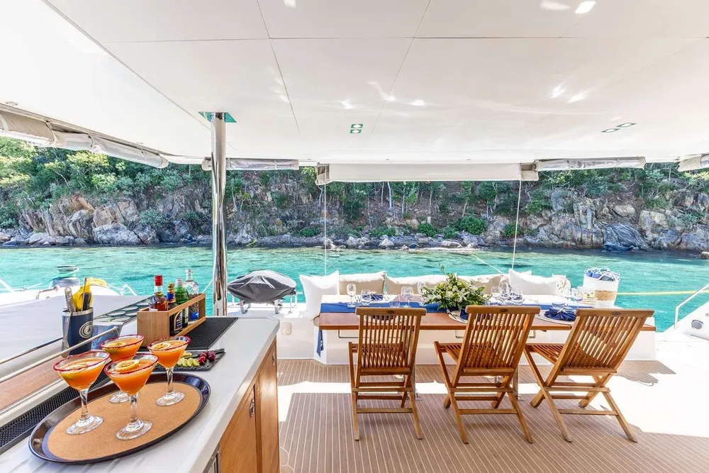 yacht-159294