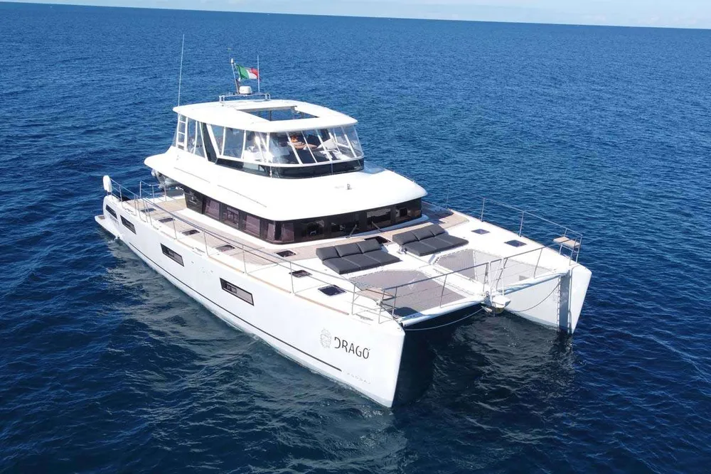 yacht-100779