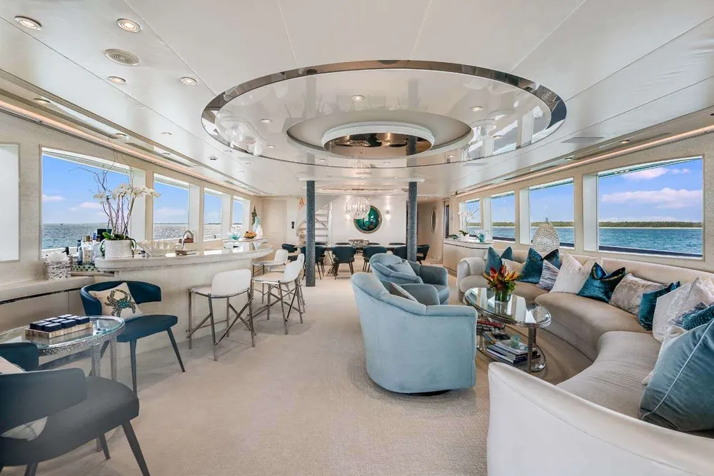 yacht-32576
