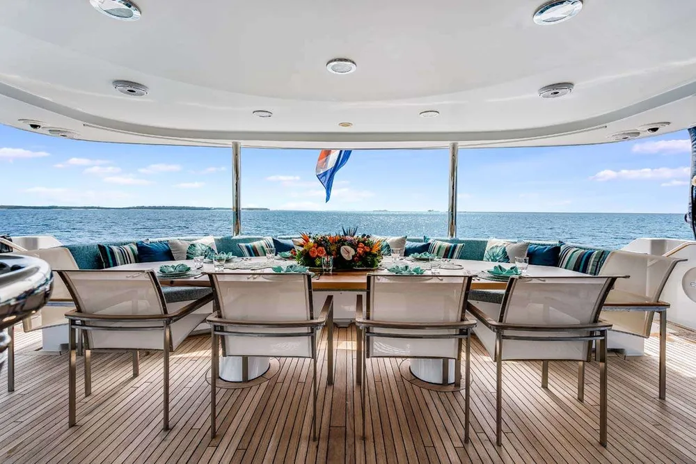 yacht-32578