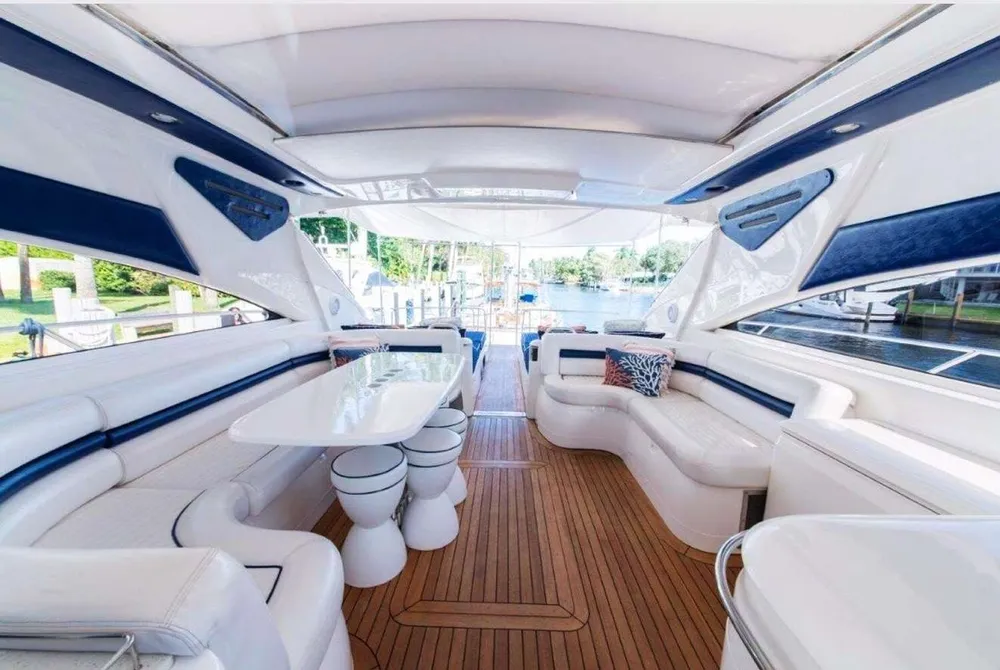 yacht-104910