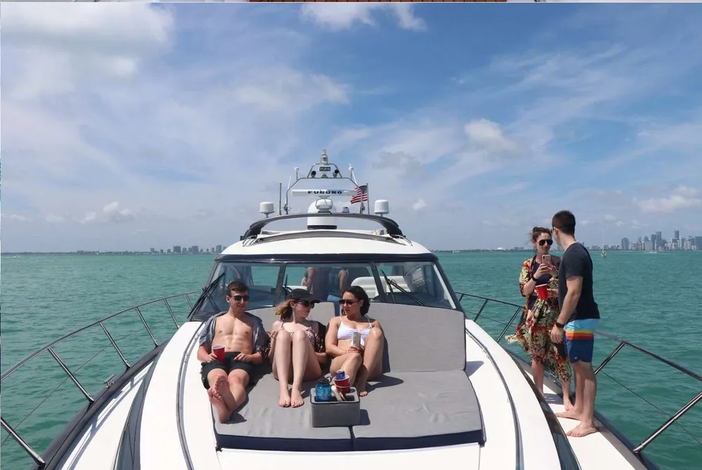 yacht-104911