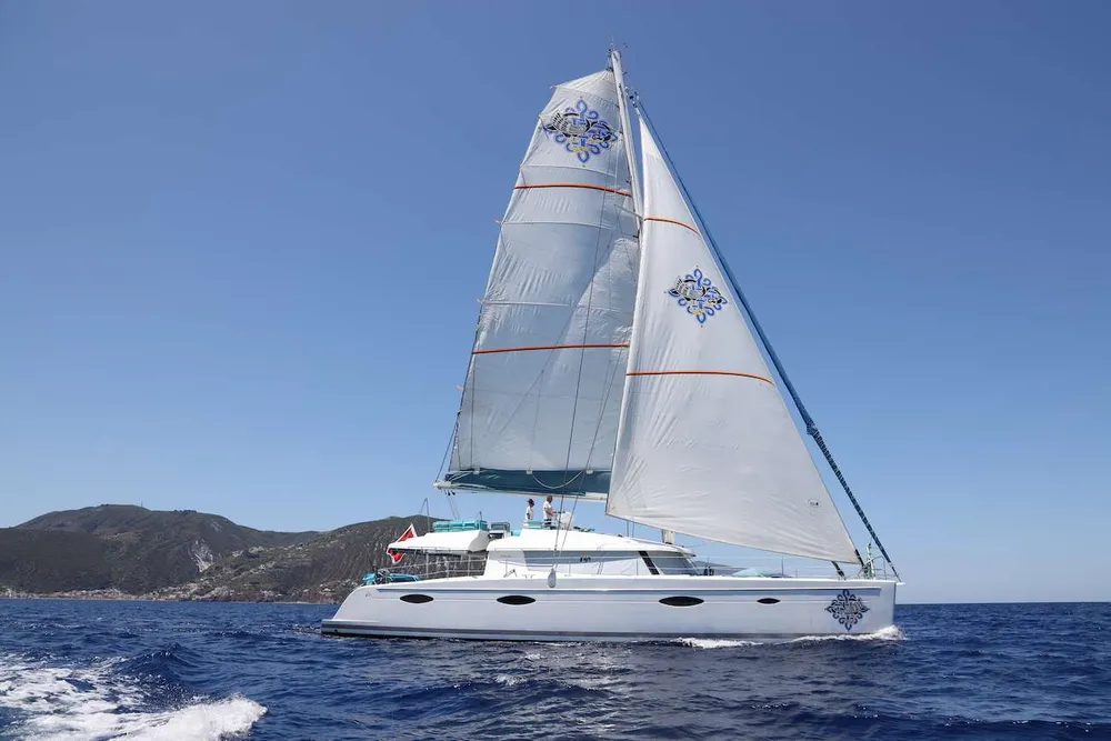 yacht-105325
