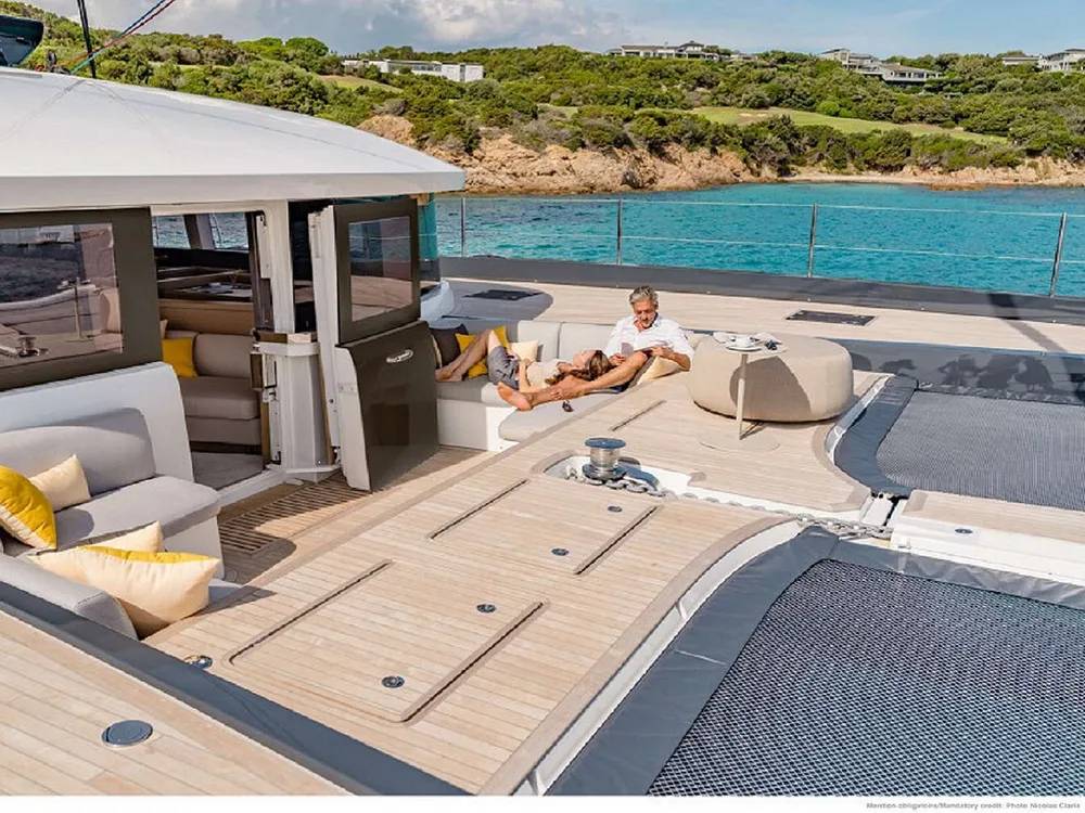 yacht-108334