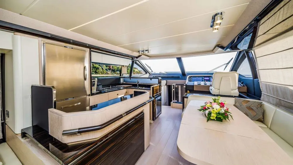 yacht-108667