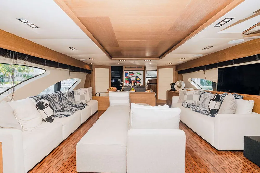 yacht-108793