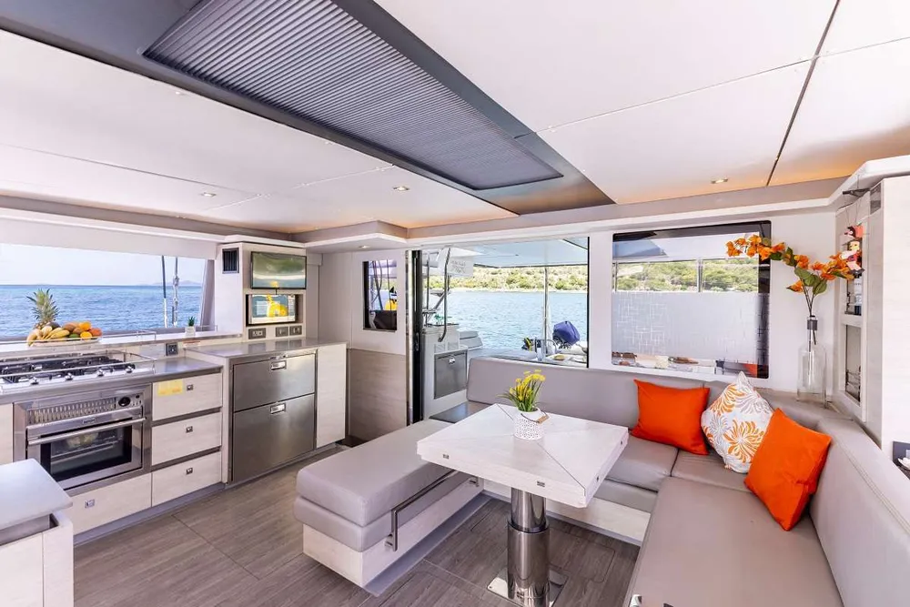 yacht-472874