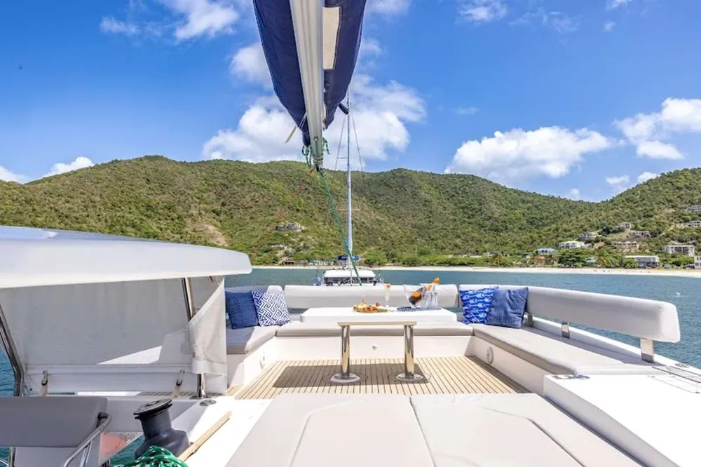 yacht-525410