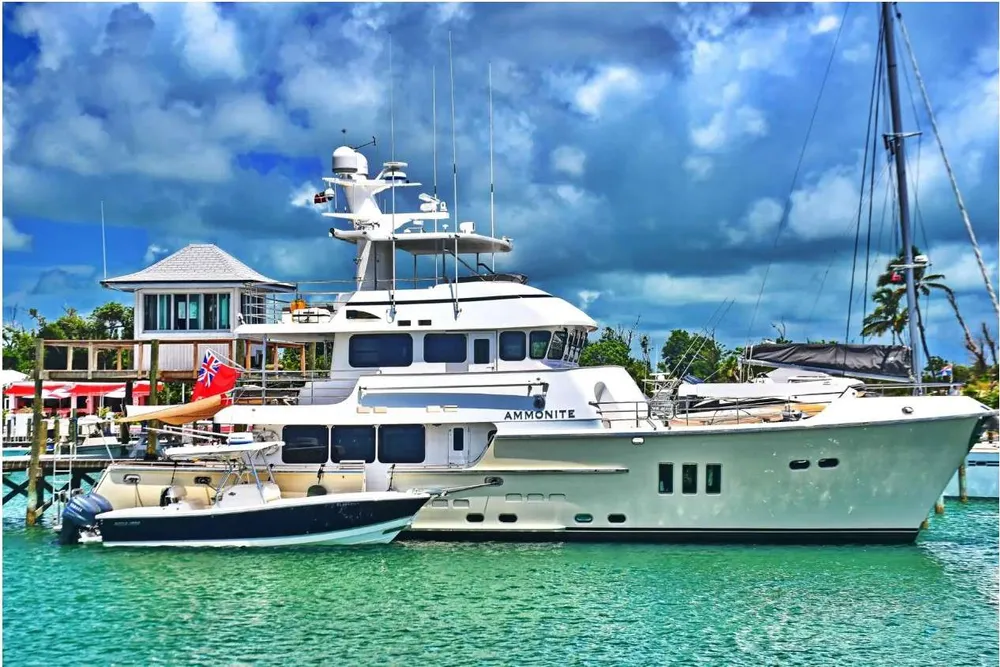 yacht-135363