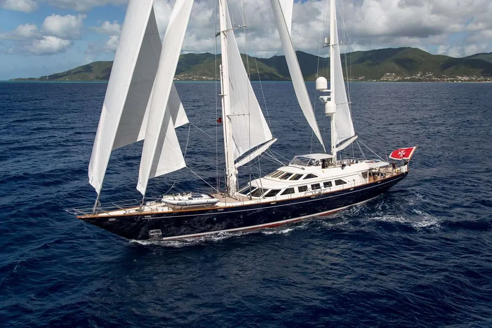 yacht-140379