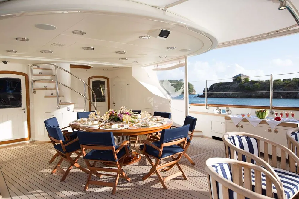 yacht-140382