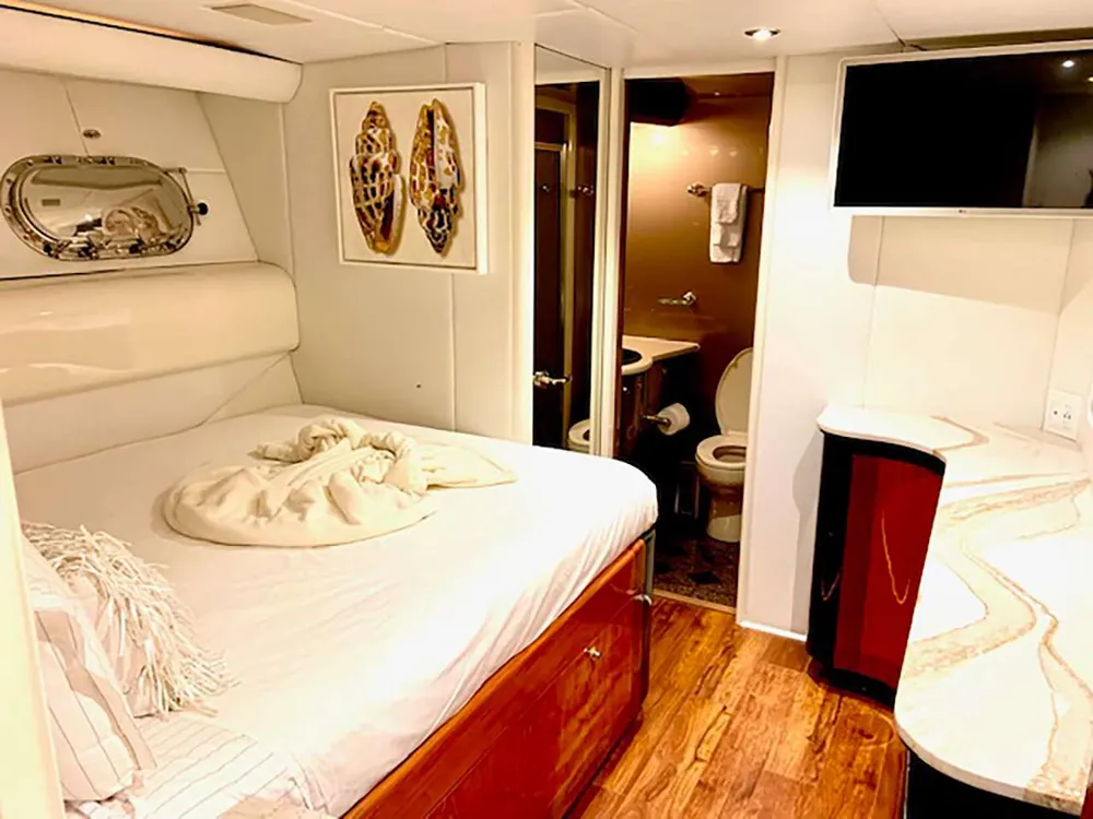 yacht-158008