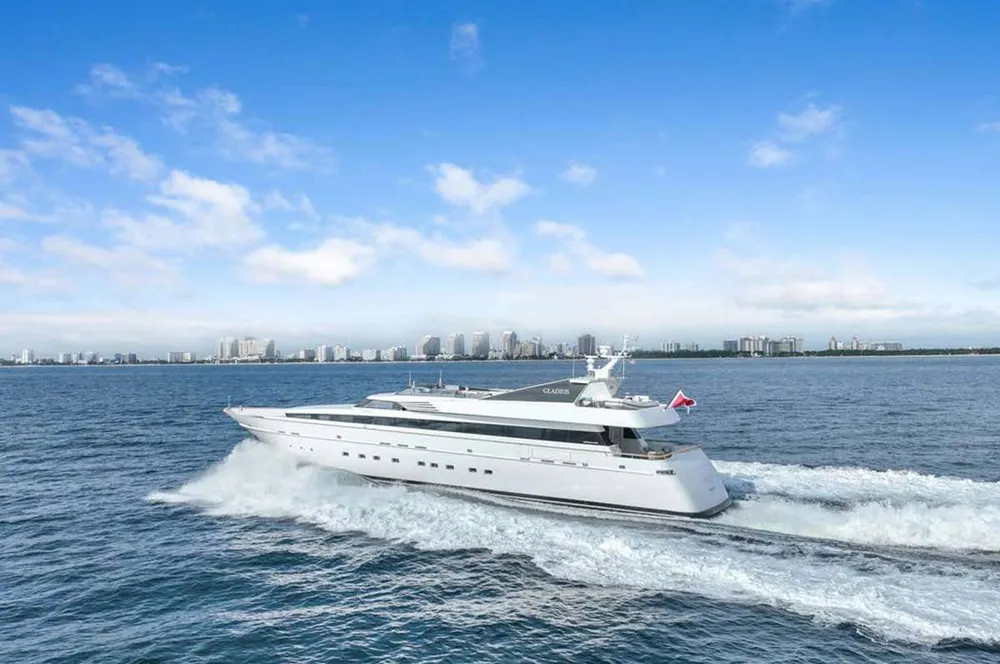 yacht-204508