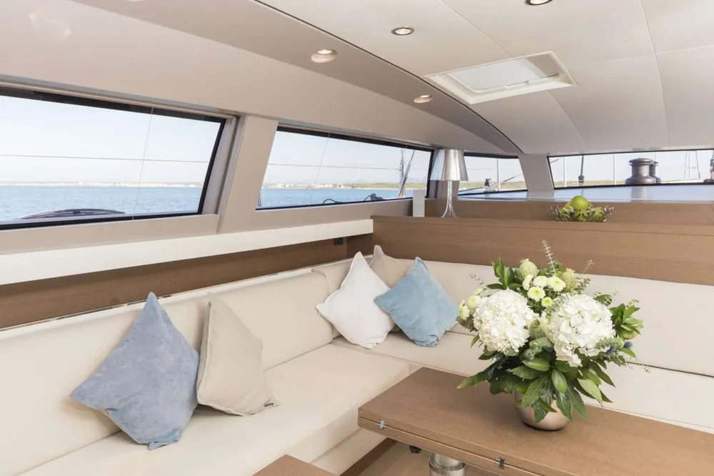 yacht-228311