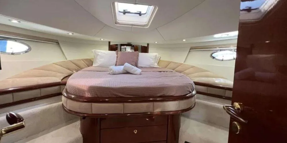 yacht-526071