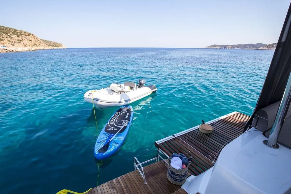 yacht-568061