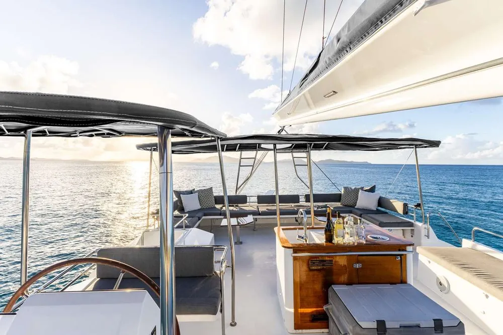 yacht-597608