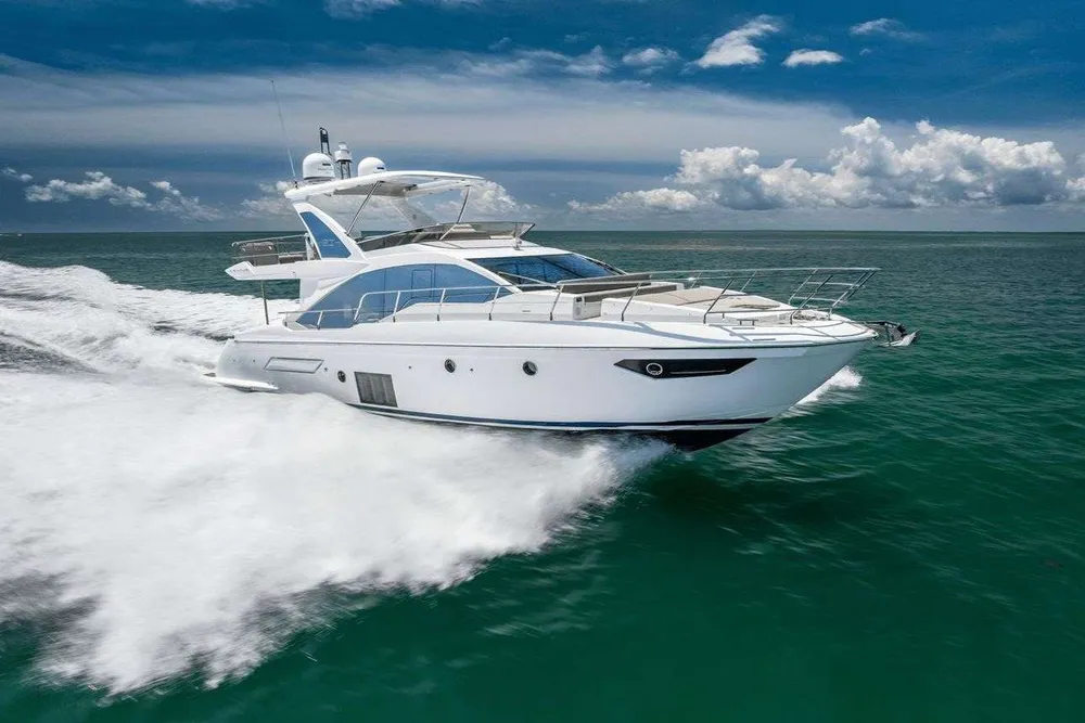 yacht-553408