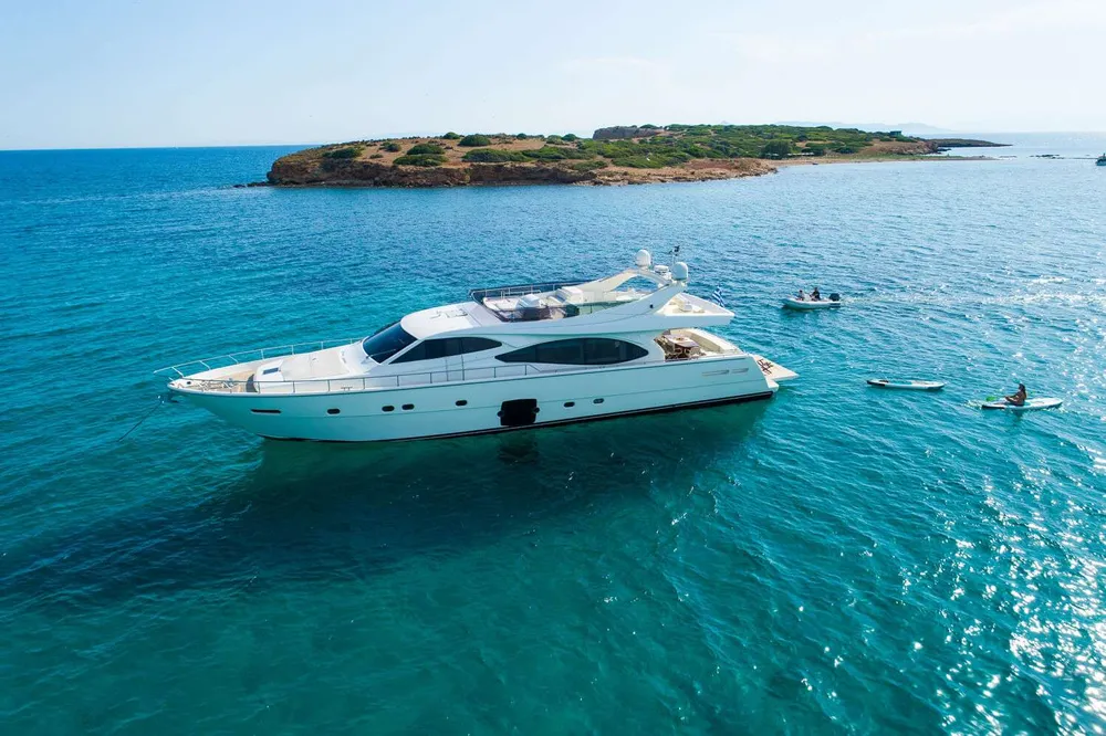 yacht-552380