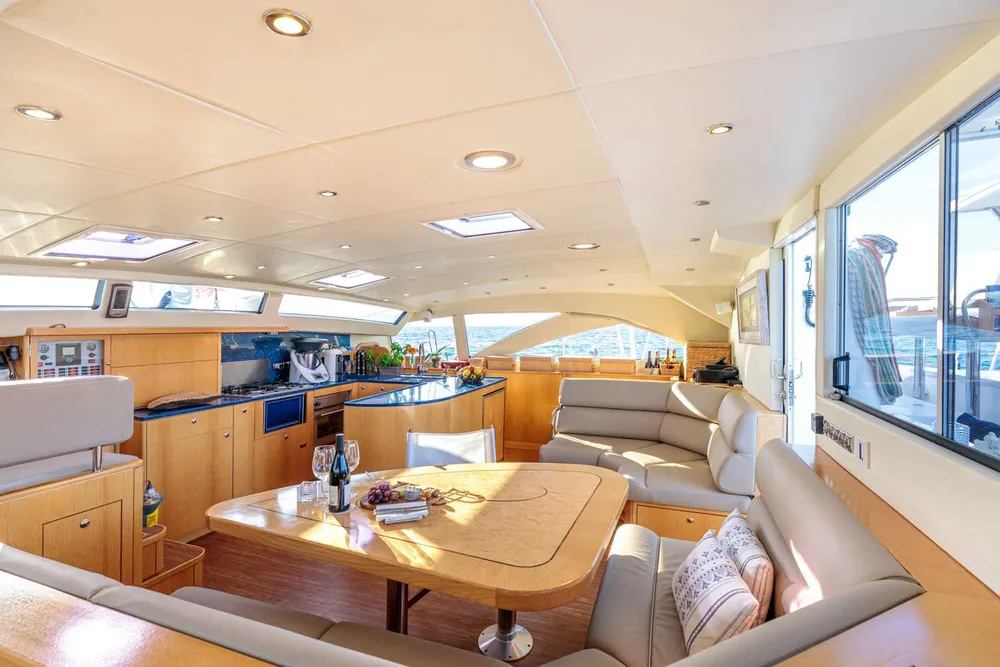 yacht-562215