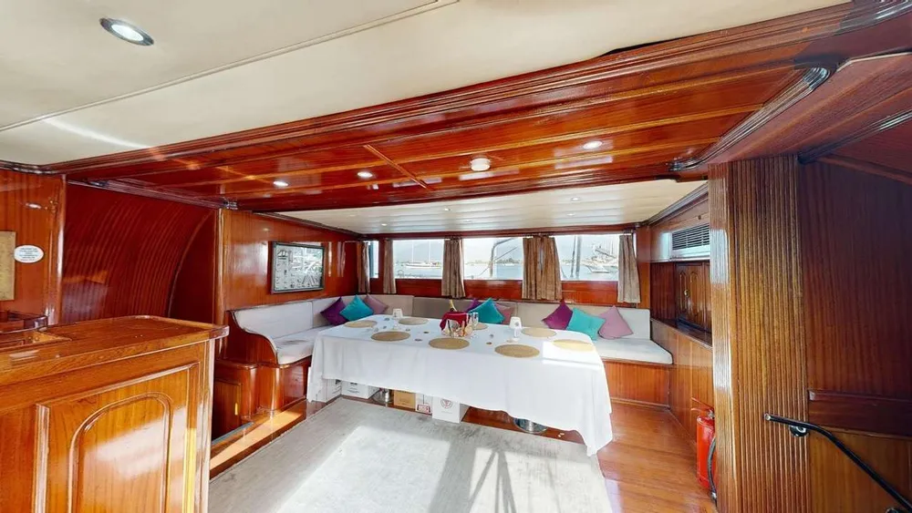 yacht-584184