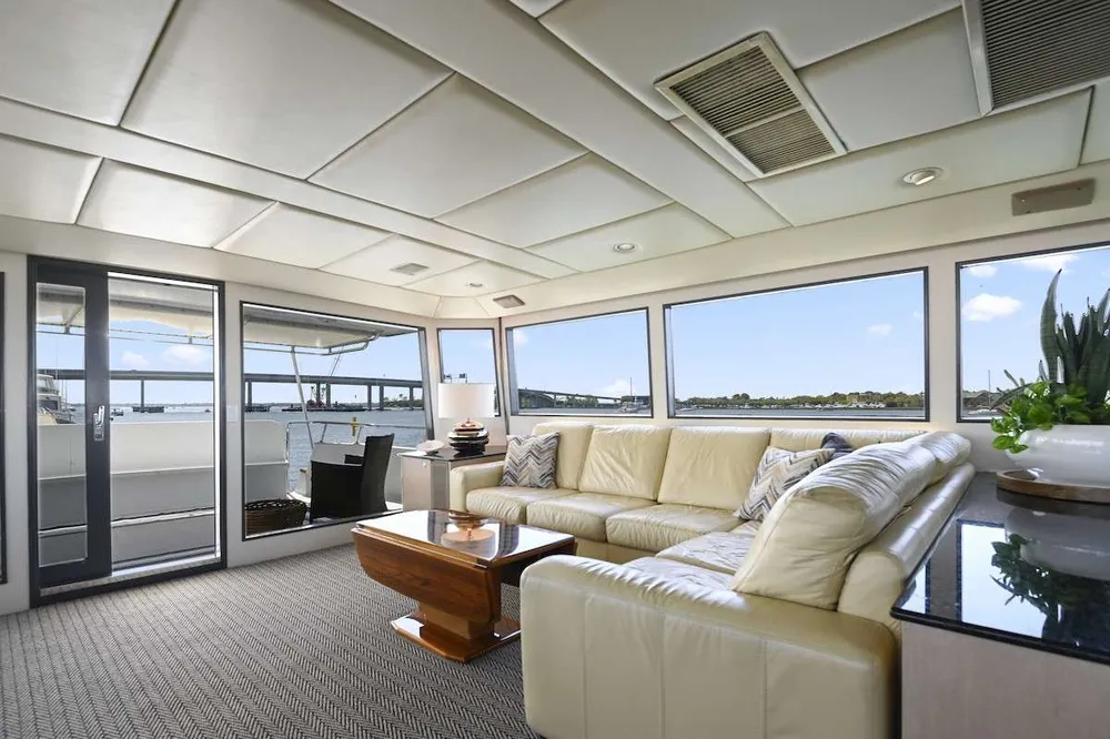 yacht-595401