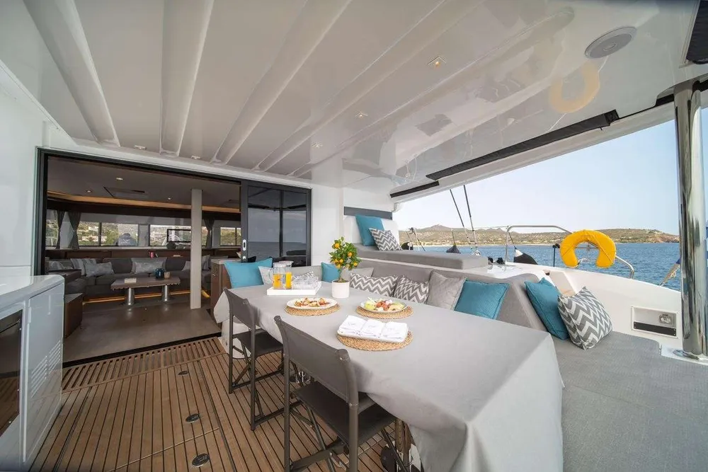 yacht-584962