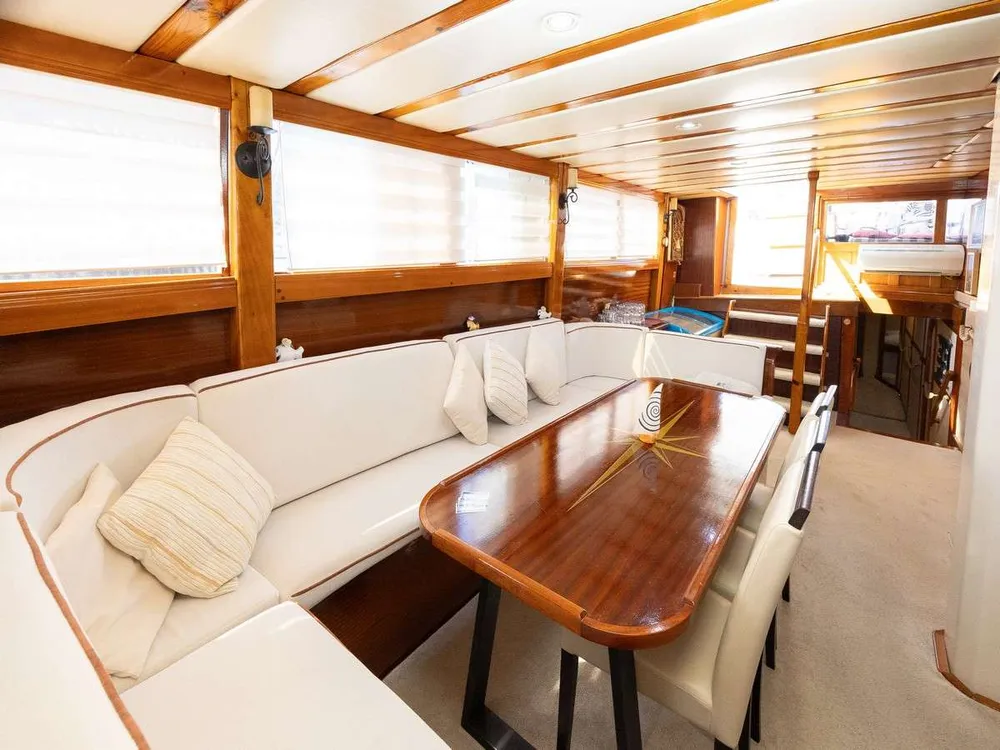 yacht-582361