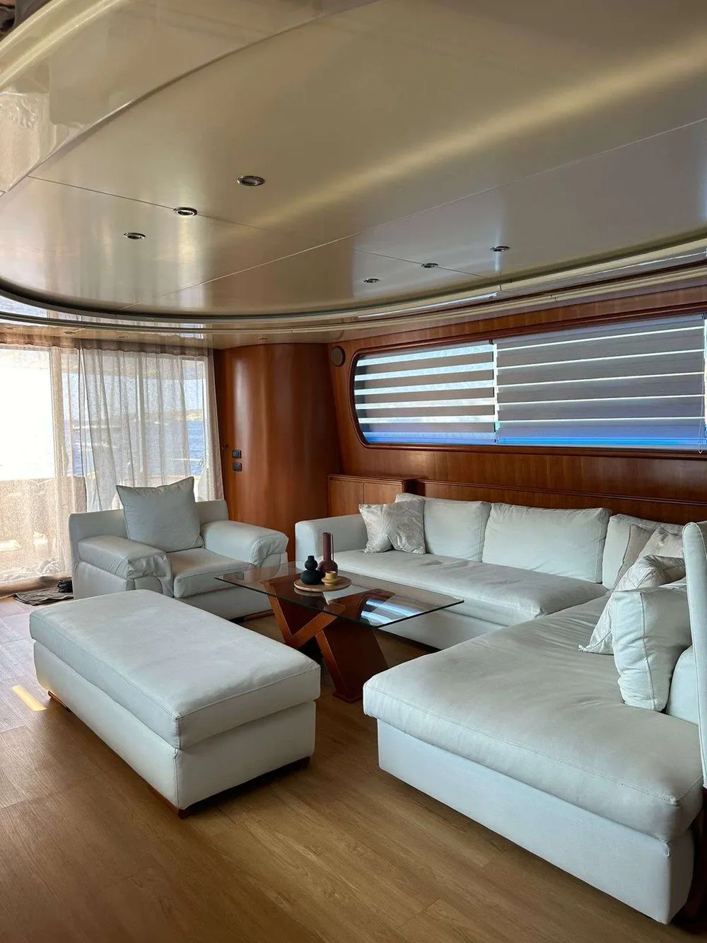 yacht-579938