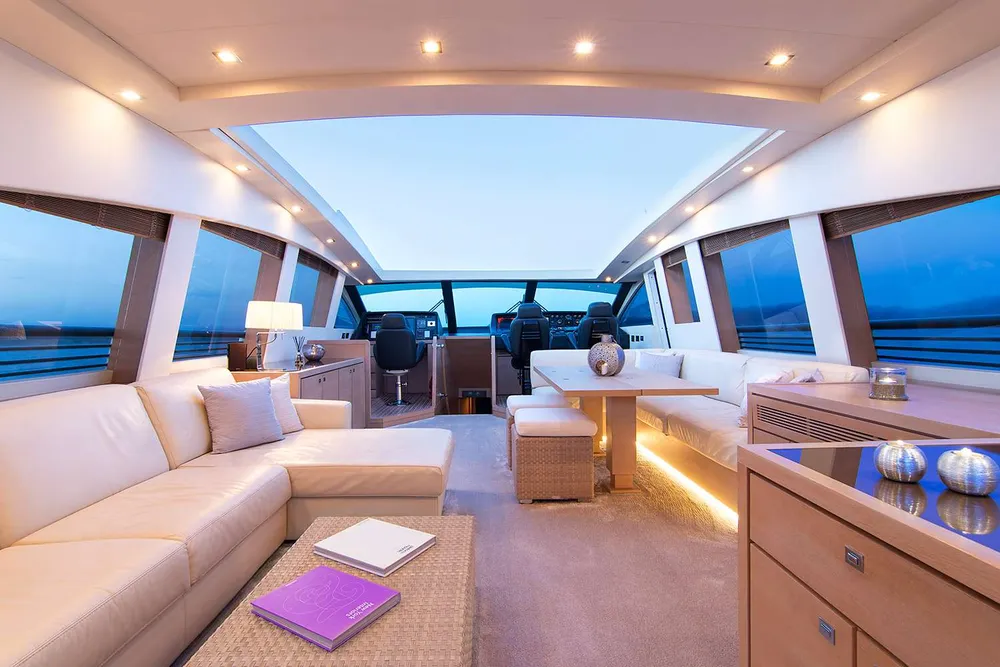 yacht-567891