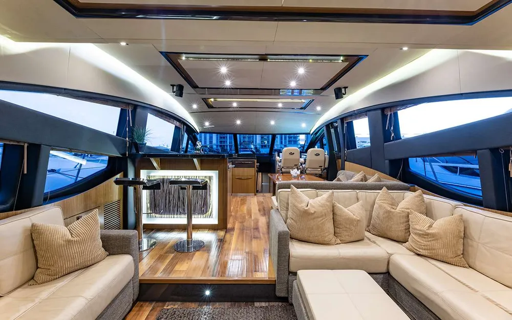 yacht-571877