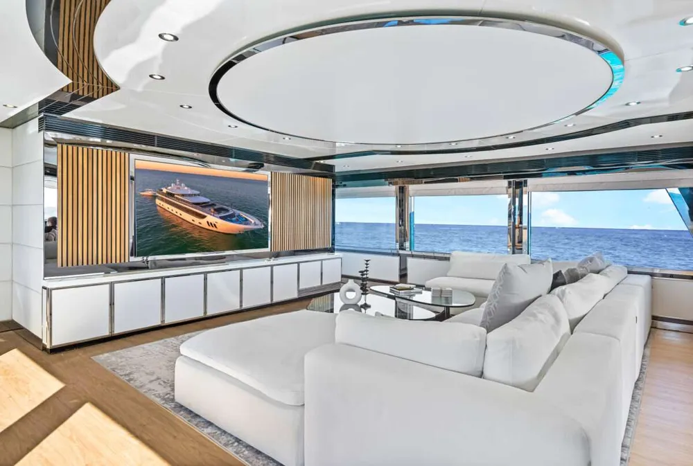 yacht-585627